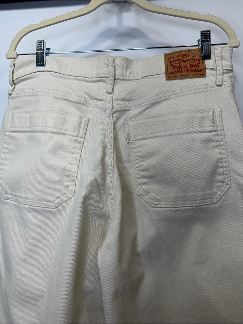Levi’s Mile High Cropped Wide Leg Cream Jeans Size 31 High Rise Button Fly - Picture 10 of 12